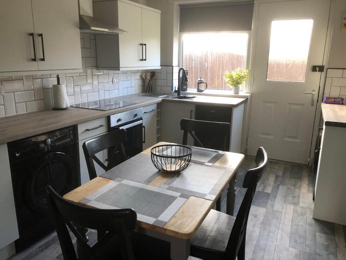 Rowan Place 5 Bedroom Off Street Parking Accommodation Ντάρχαμ Εξωτερικό φωτογραφία